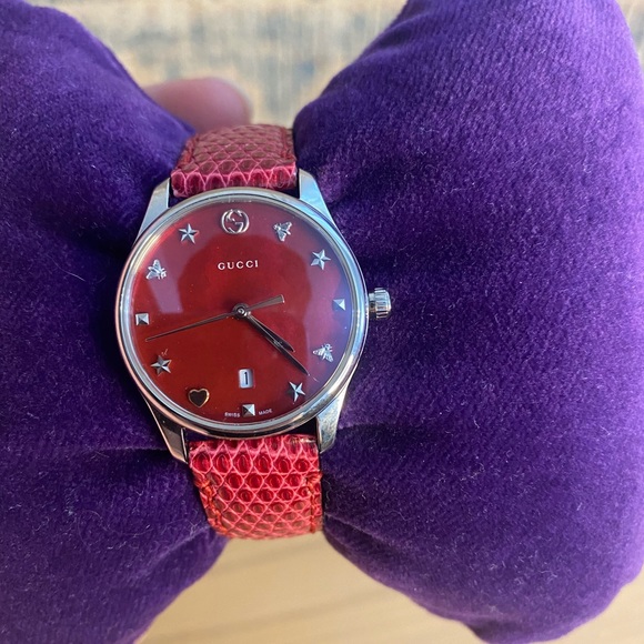 27mm Gucci G-Timeless Red Mother of Pearl Lizard Leather YA126584 - Picture 8 of 10